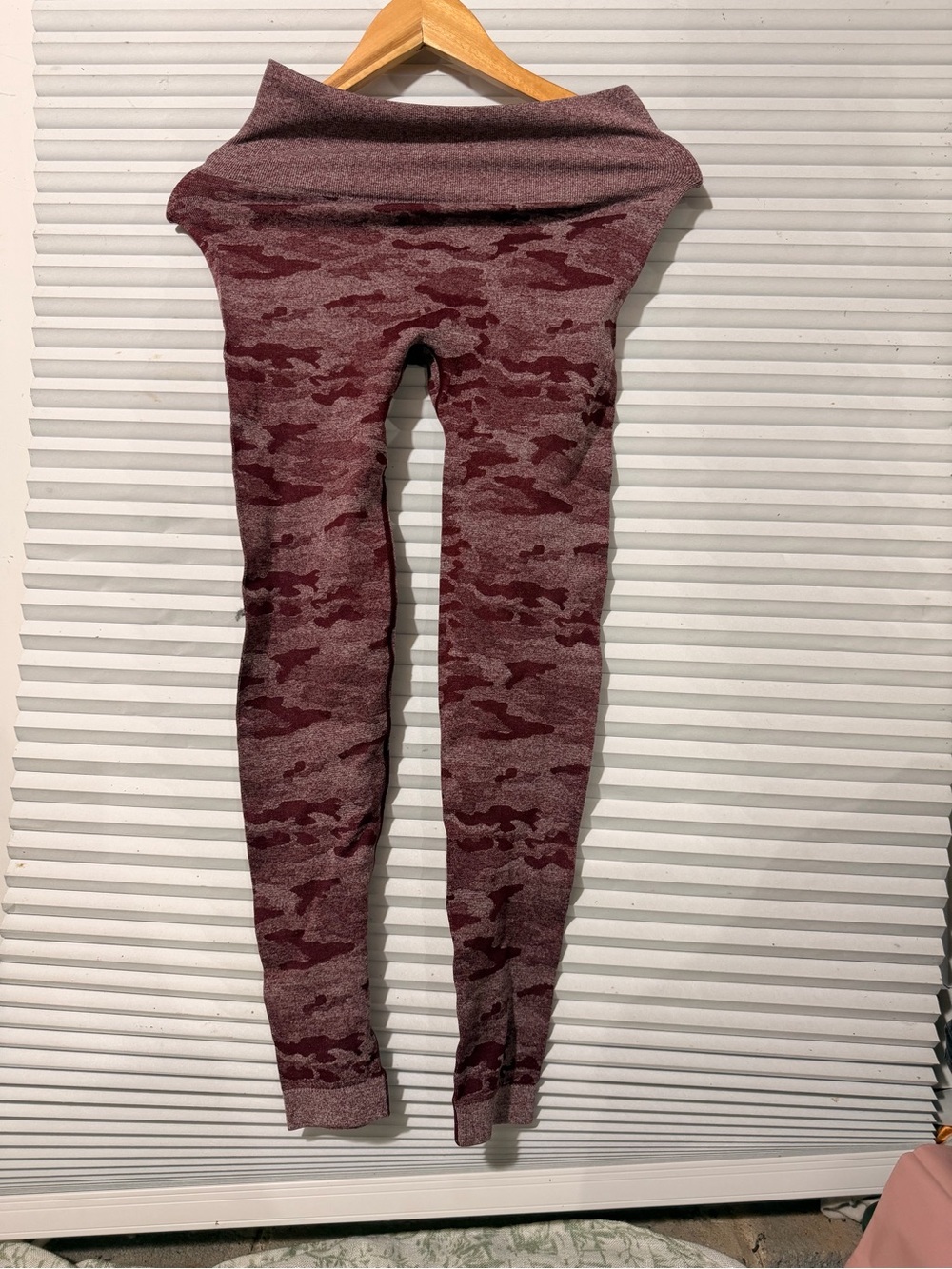 ALO Yoga Kids Maroon Camo Fold-Over Waist Leggings